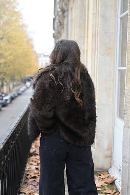 fausse fourrure marron